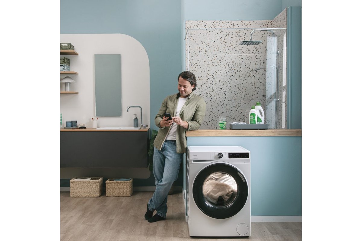 Lavatrice e lavastoviglie in funzione durante le ore di minor consumo energetico.